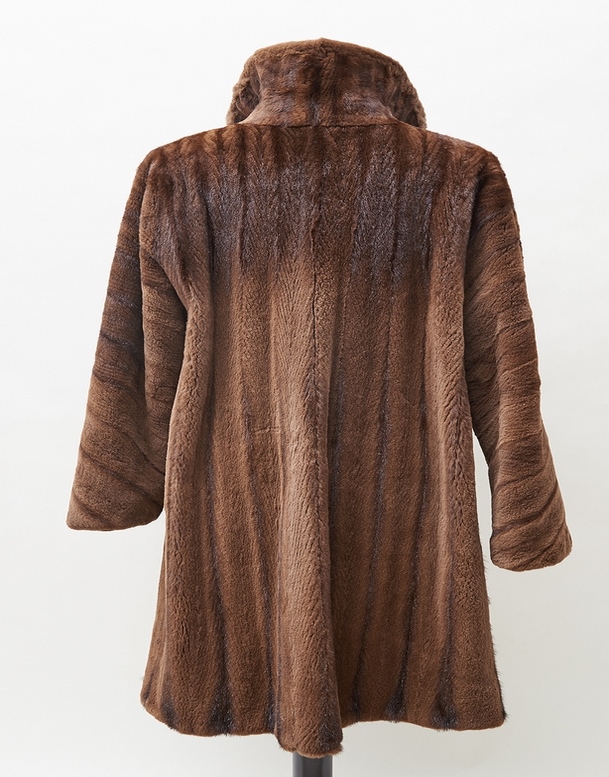 Fur: Brown Mink Fur Coat Sheared